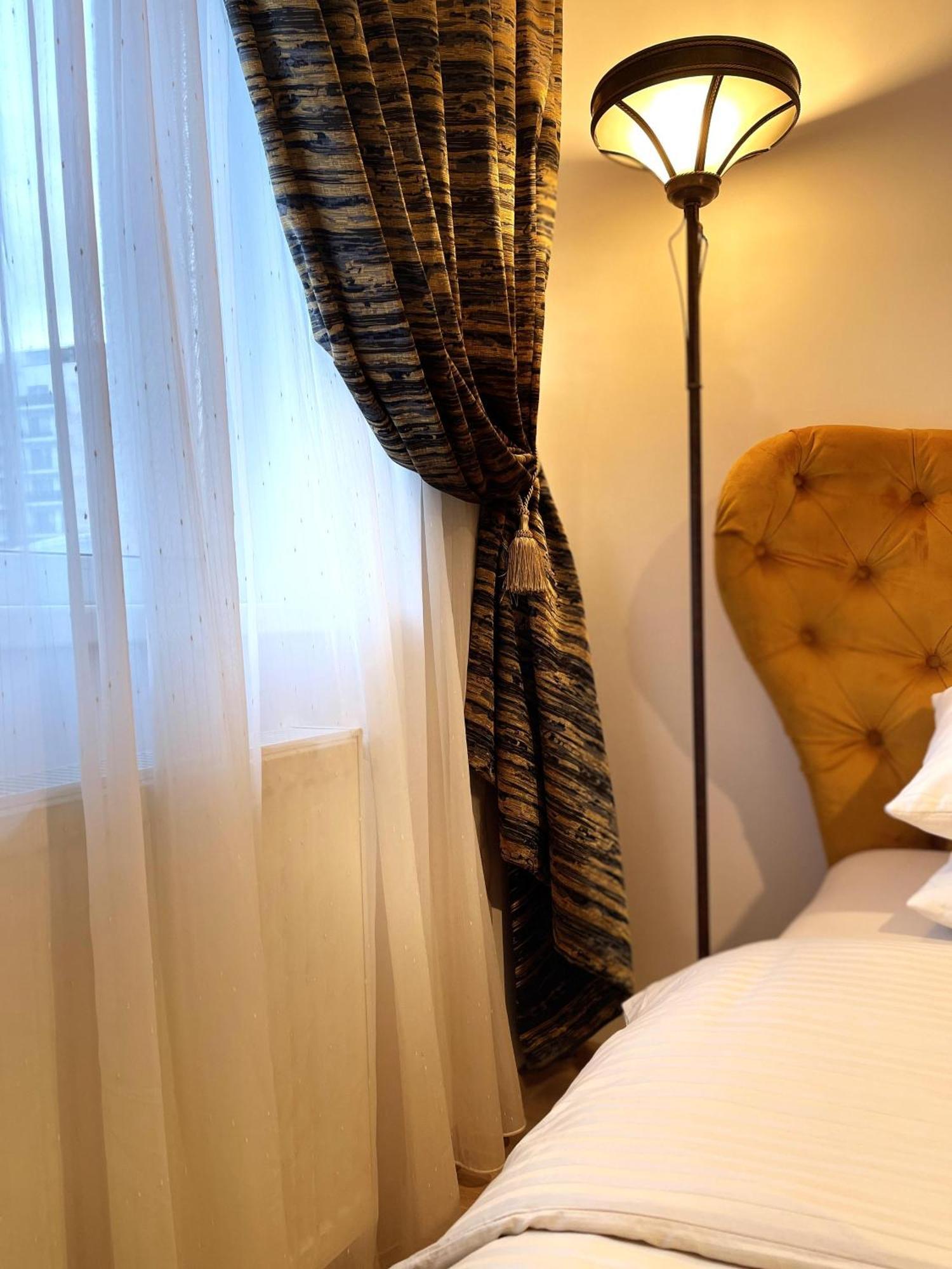 Jsn House - Private Parking & Premium Services Apartment