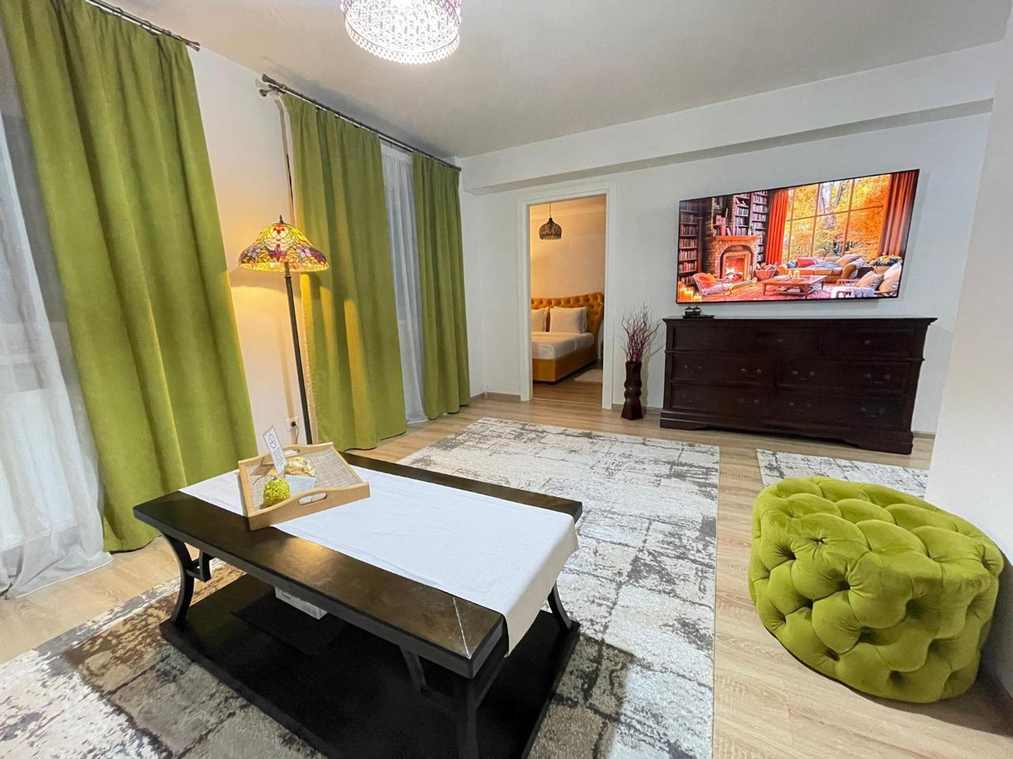 Jsn House - Private Parking & Premium Services Apartment *