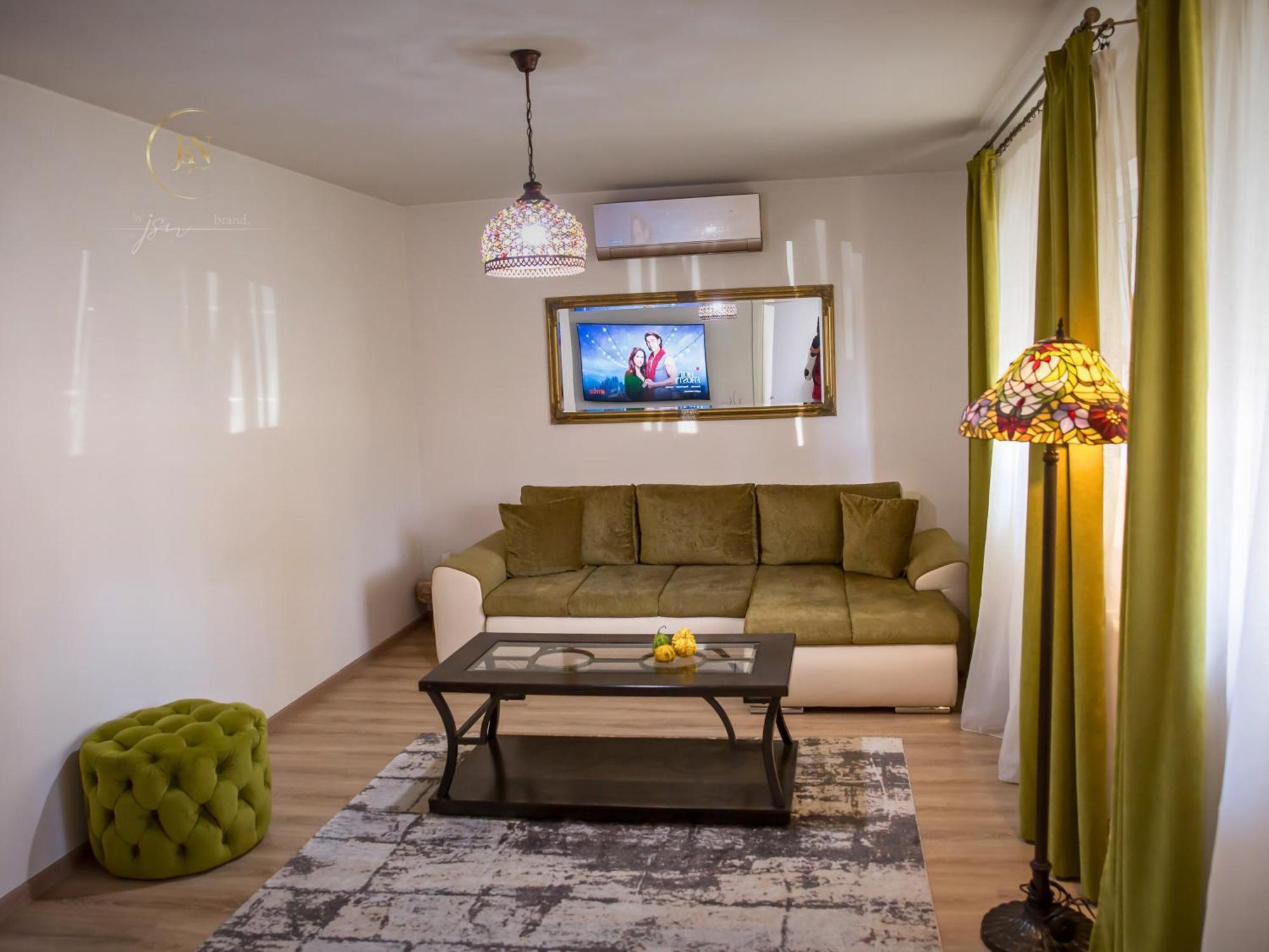 Jsn House - Private Parking & Premium Services Apartment *