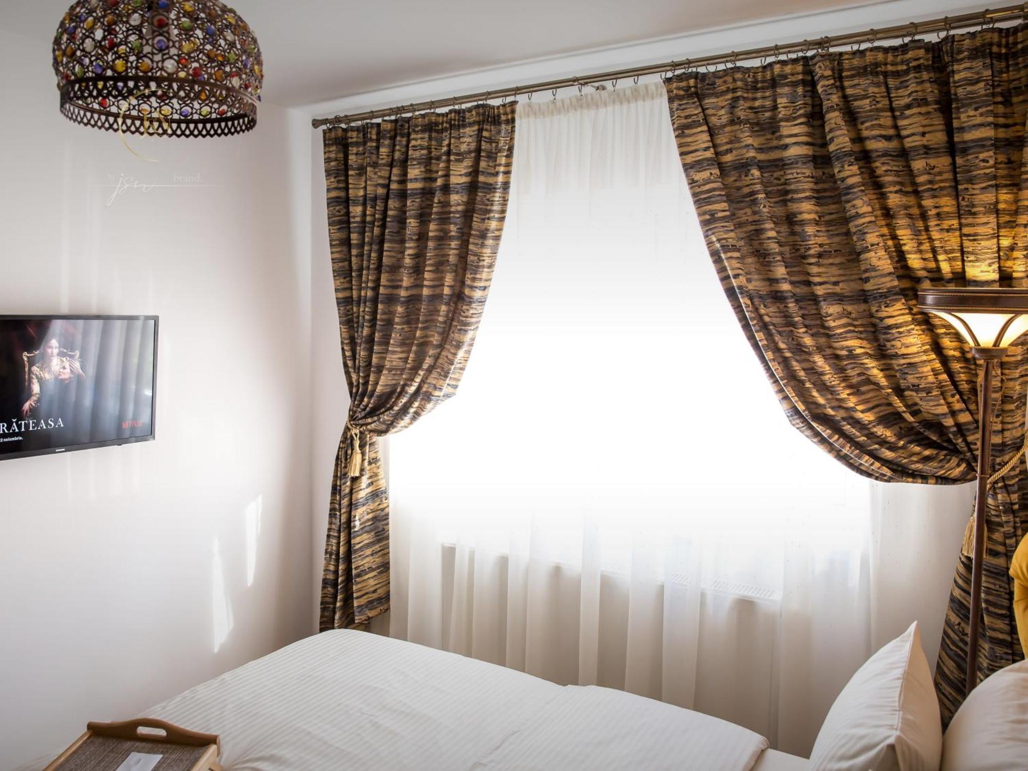 Apartment Jsn House - Private Parking & Premium Services